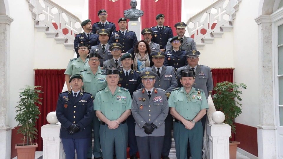 Encuentro en la Academia Militar de Lisboa con una delegación del Centro Universitario de la Guardia Civil (CUGC)