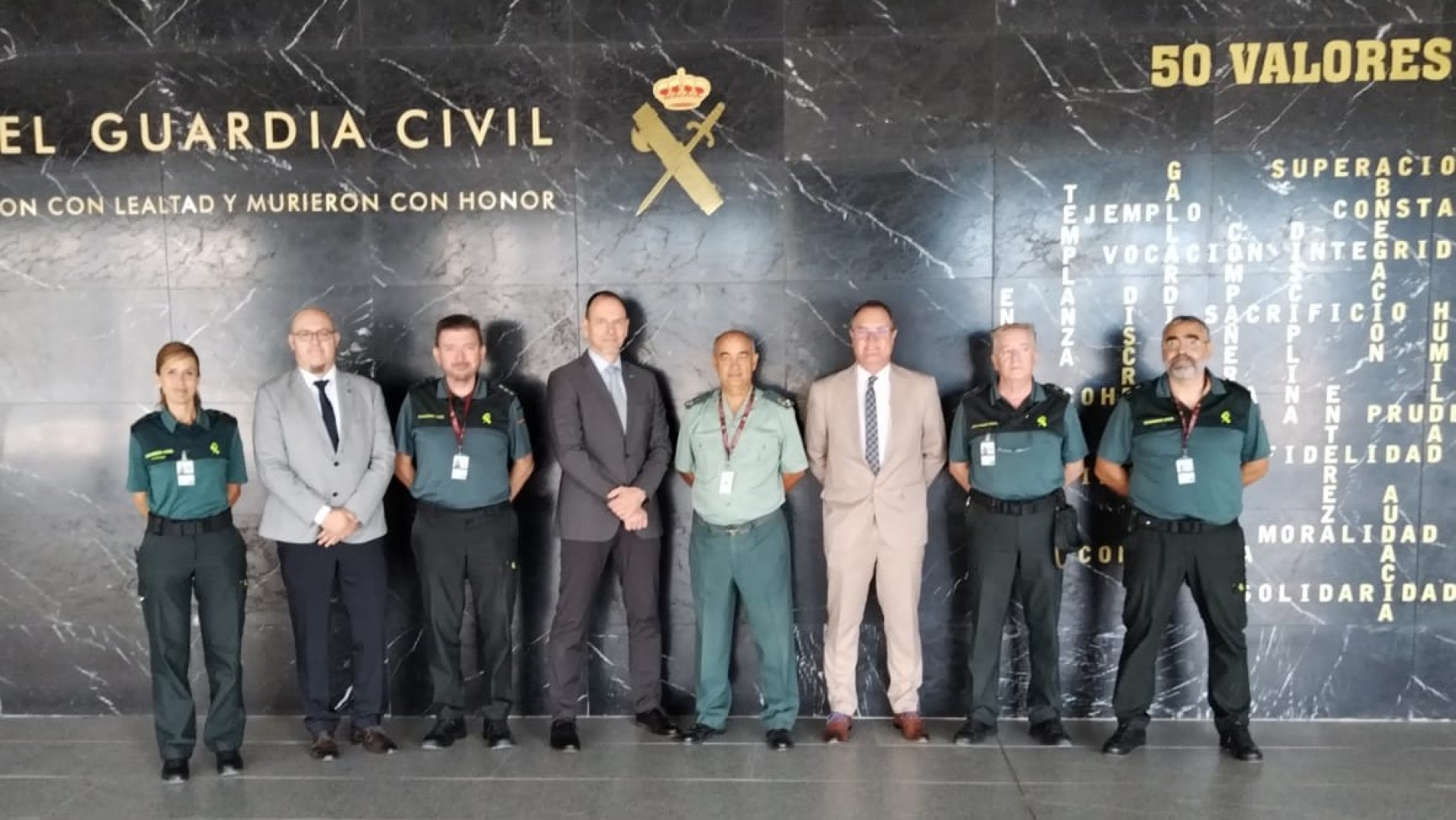 Visita de la Universidad de Policía Alemana al Centro Universitario de la Guardia Civil