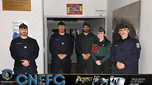 Actividad de alto interés con la Gendarmerie Nationale Francesa de una alumna del Centro Universitario de la Guardia Civil (CUGC)